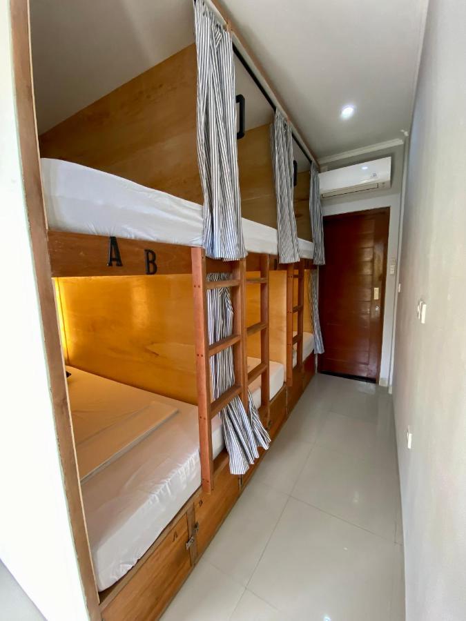 Amigos Guesthouse & Hostel Canggu Extérieur photo